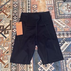Girlfriend Collective - Black High Rise Bike Short